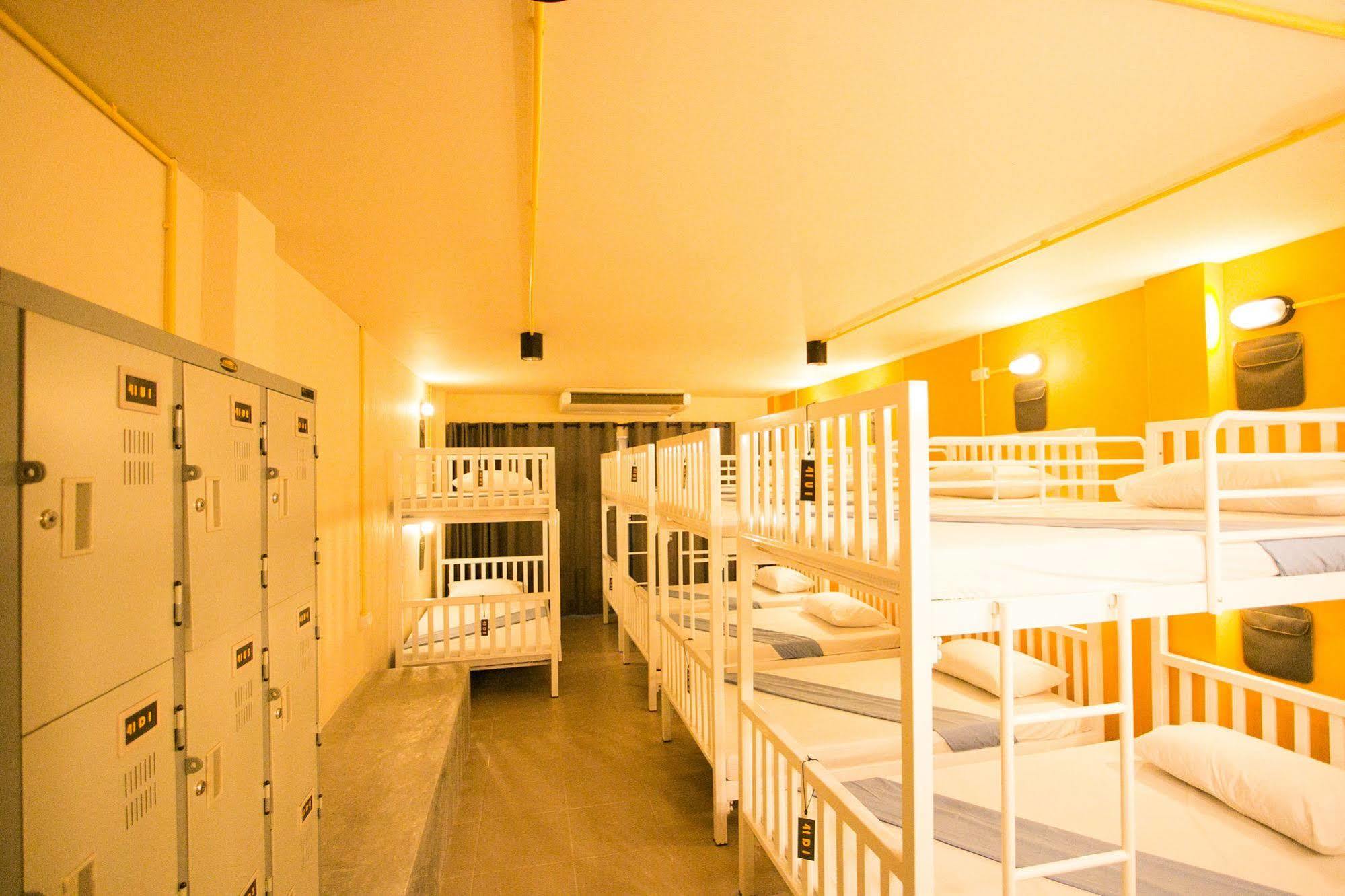 Backpack House Hostel Ao Nang Buitenkant foto