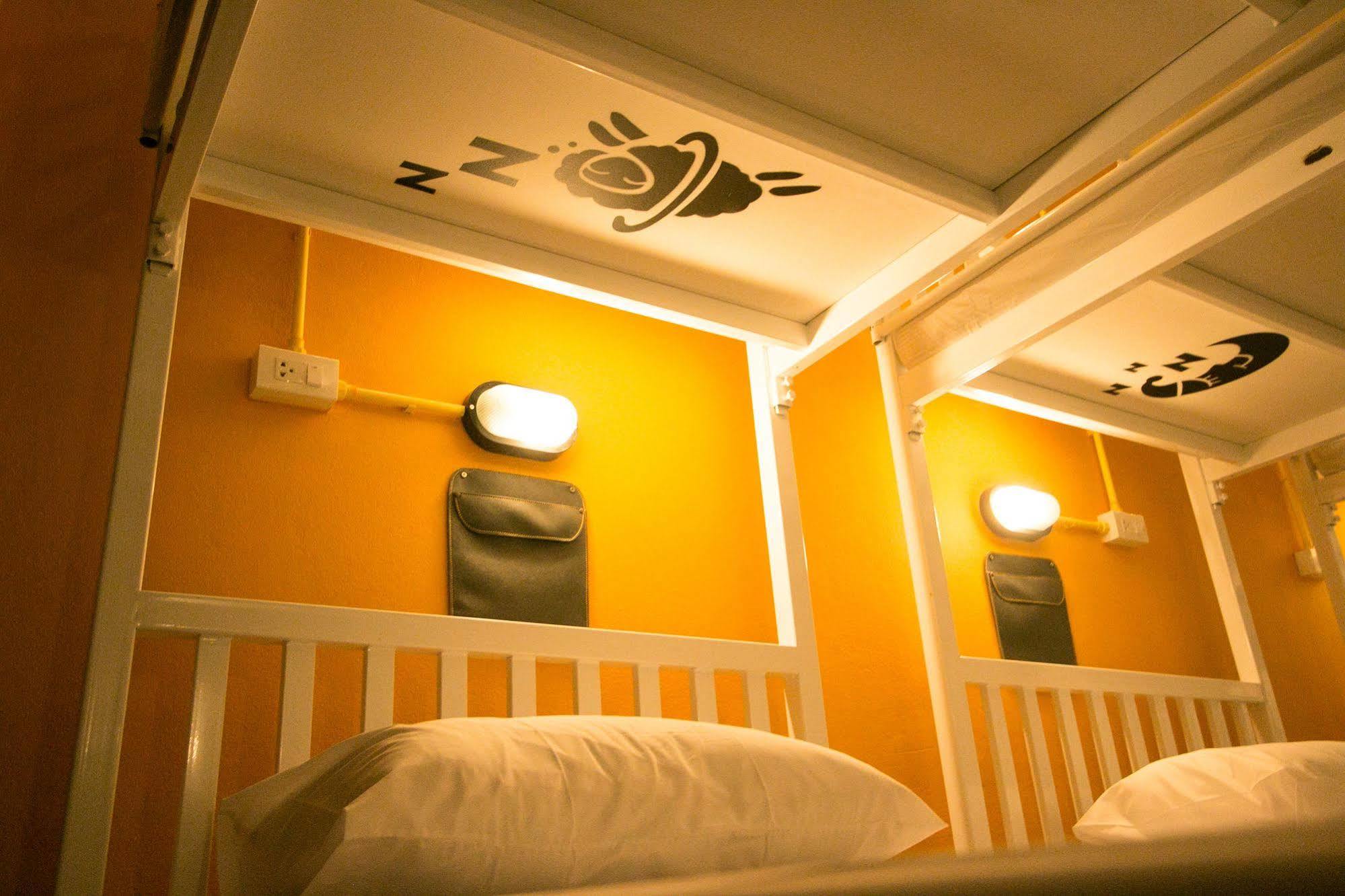 Backpack House Hostel Ao Nang Buitenkant foto