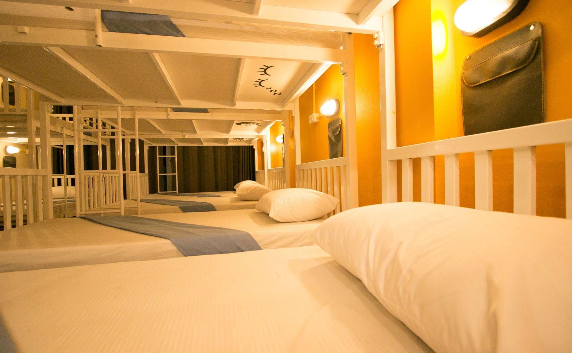 Backpack House Hostel Ao Nang Buitenkant foto